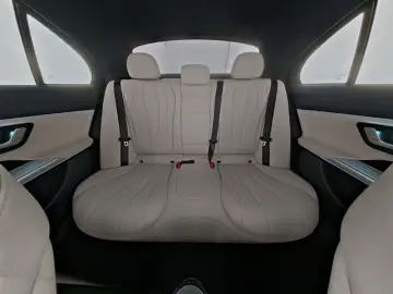 E 220 d AMG Night 20 Pano Burm4D DISTR 360 KeyGo