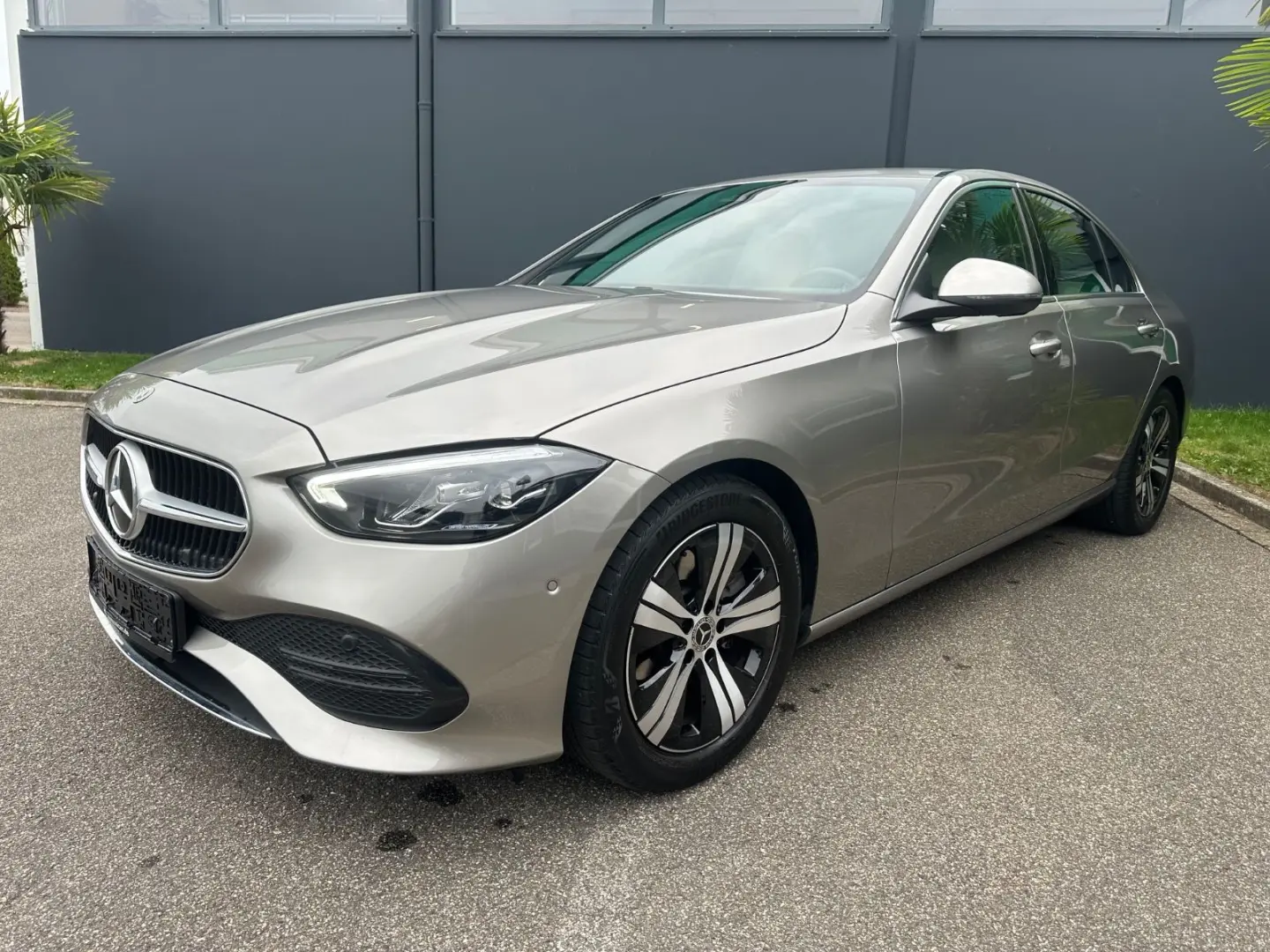 C 200 d Lim Avantgarde AHK LED Highbeam SHZ Lane