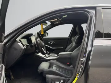 330 330 e M Sport Metallic