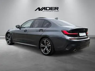 330 330 e M Sport Metallic