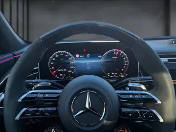 AMG E 53 4M  HUD Distr.360 Pano Night Burm4D