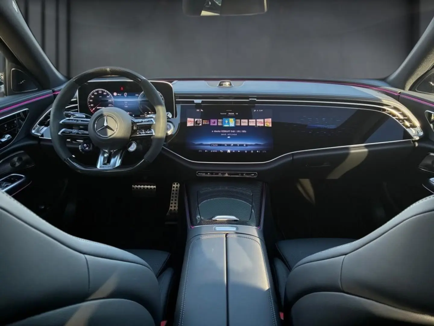 AMG E 53 4M  HUD Distr.360 Pano Night Burm4D