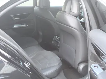 E 200 AMG NIGHT LED NAVI KAMERA TOTWINKELA. DAB