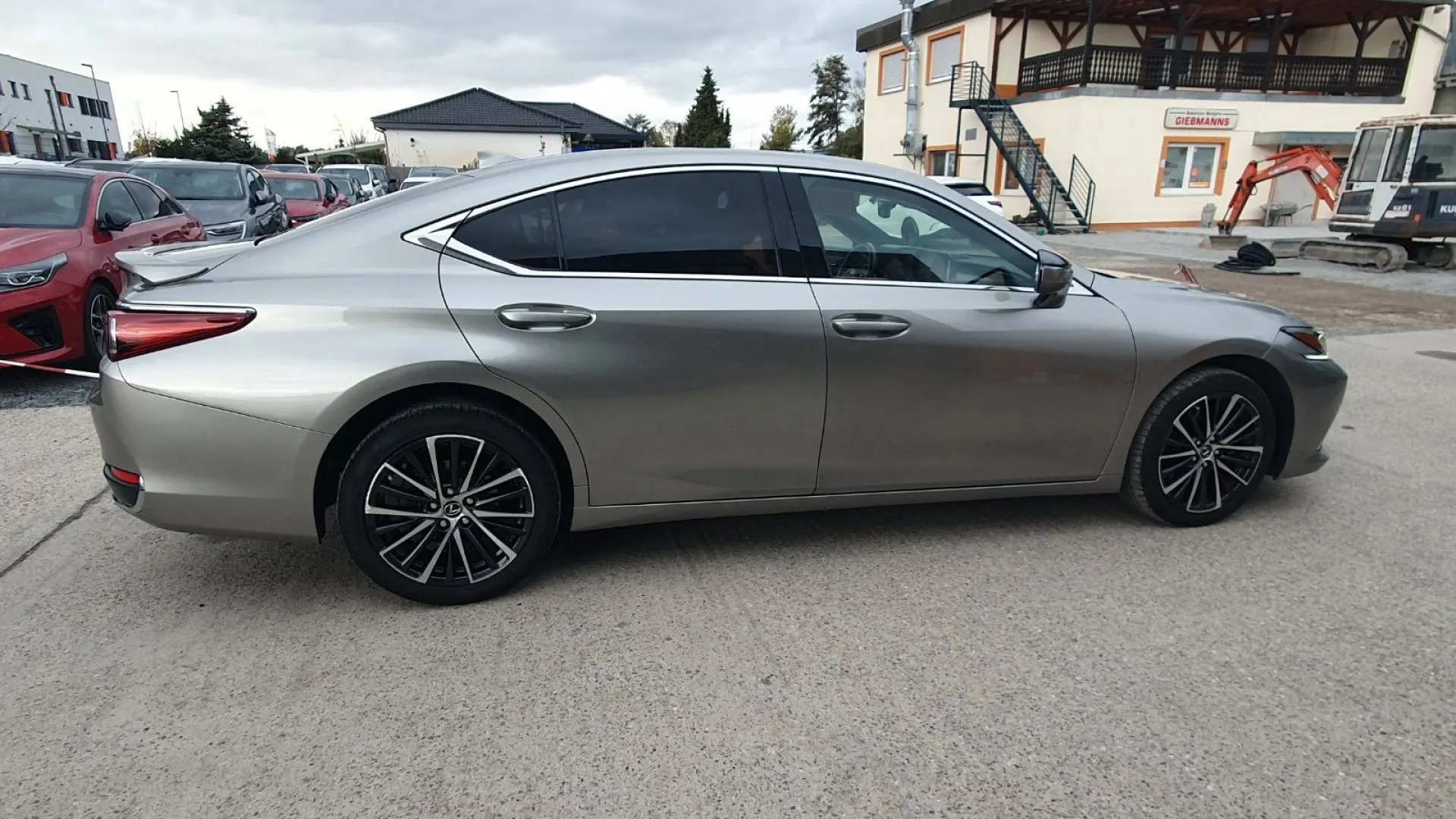 ES 300  Leder  Pano  Sitzbelüftung  Lenkradheizu