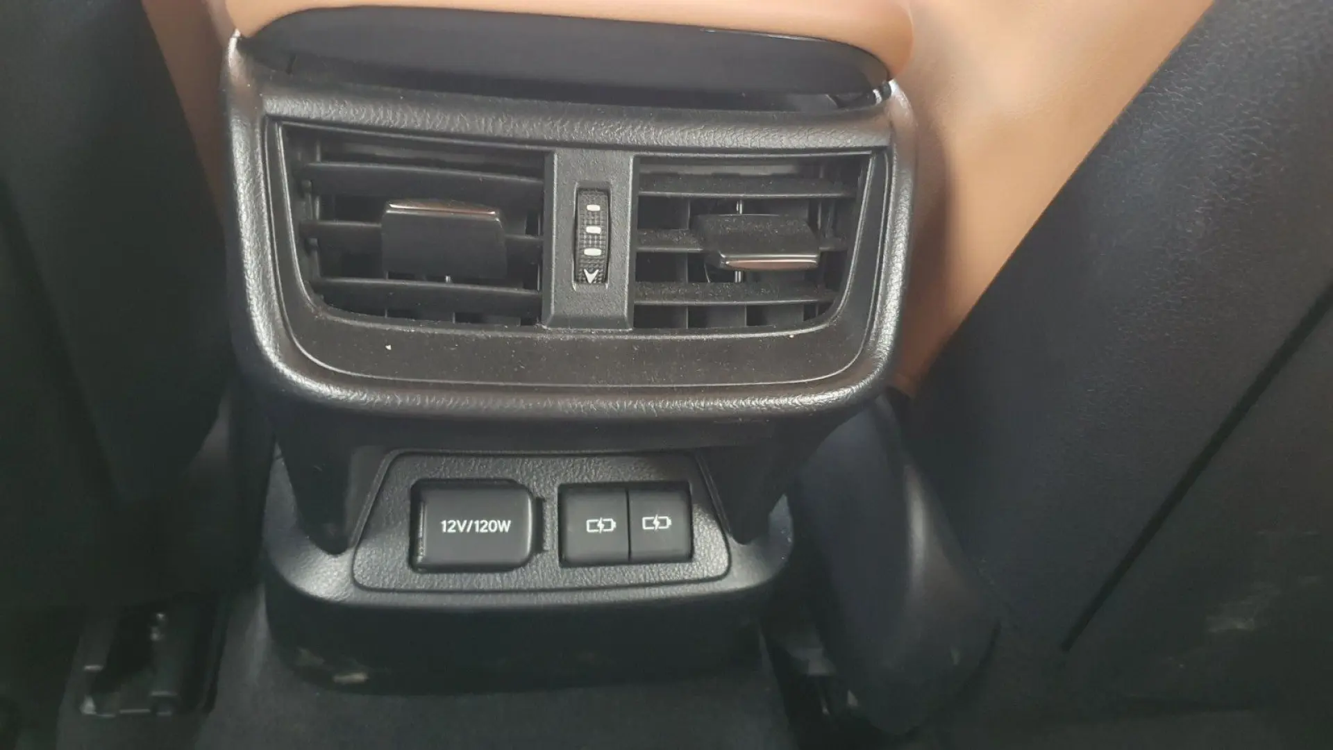 ES 300  Leder  Pano  Sitzbelüftung  Lenkradheizu