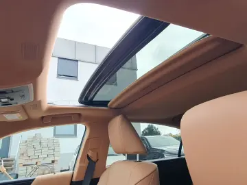 ES 300  Leder  Pano  Sitzbelüftung  Lenkradheizu