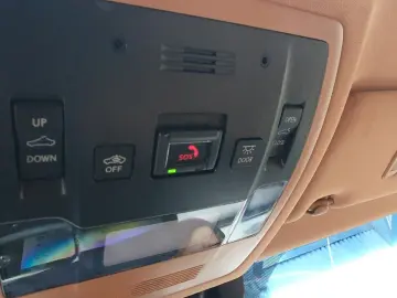 ES 300  Leder  Pano  Sitzbelüftung  Lenkradheizu