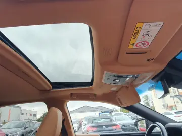 ES 300  Leder  Pano  Sitzbelüftung  Lenkradheizu