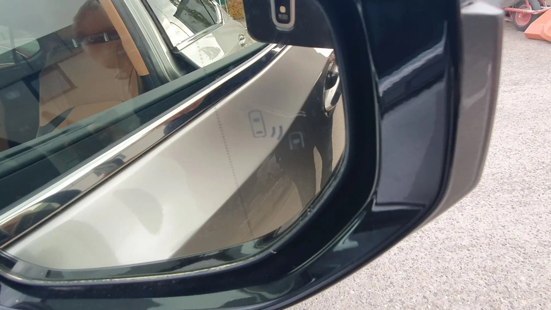 ES 300  Leder  Pano  Sitzbelüftung  Lenkradheizu