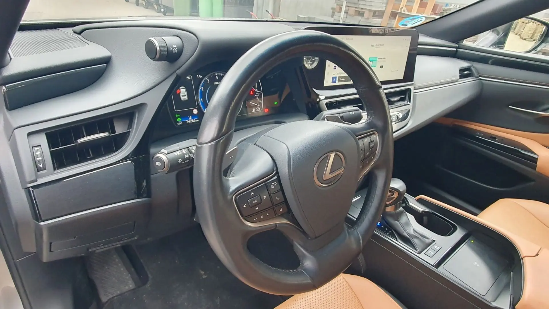 ES 300  Leder  Pano  Sitzbelüftung  Lenkradheizu