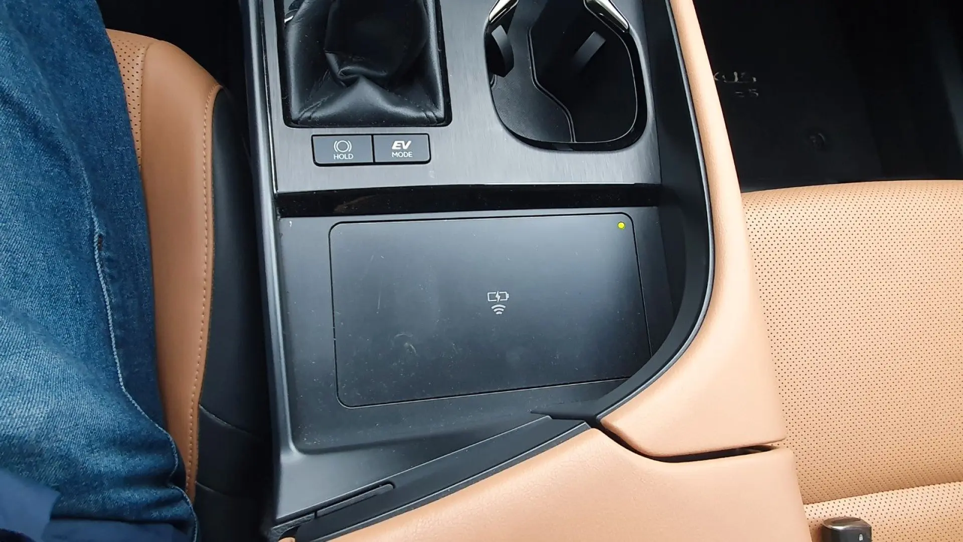 ES 300  Leder  Pano  Sitzbelüftung  Lenkradheizu