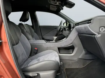 LBX FWD Cool  Leder HUD 360 Levinson el Heck ACC