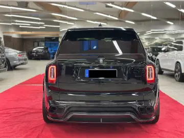 CULLINAN BLACK BLADGE MANSORY