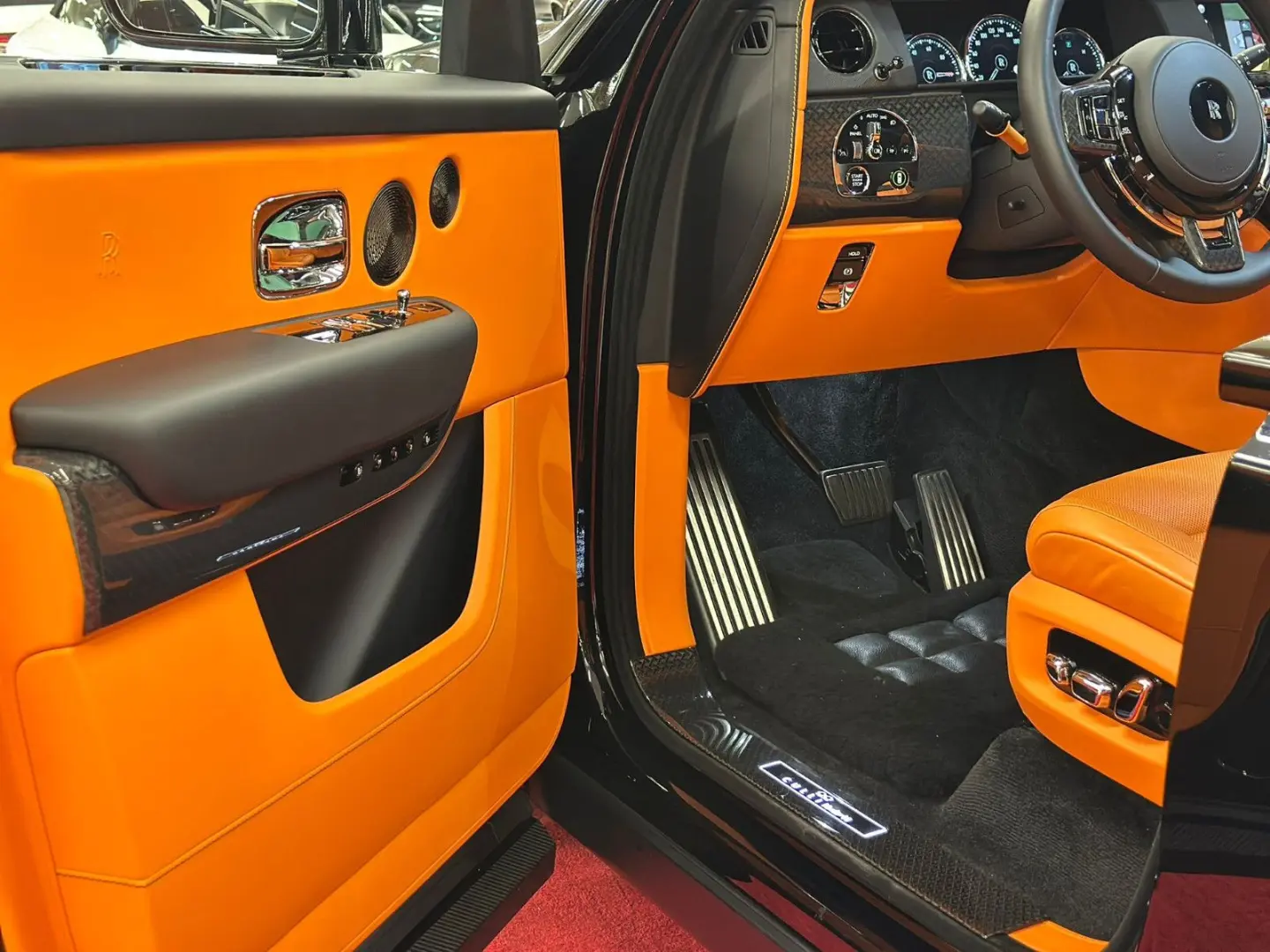 CULLINAN BLACK BLADGE MANSORY