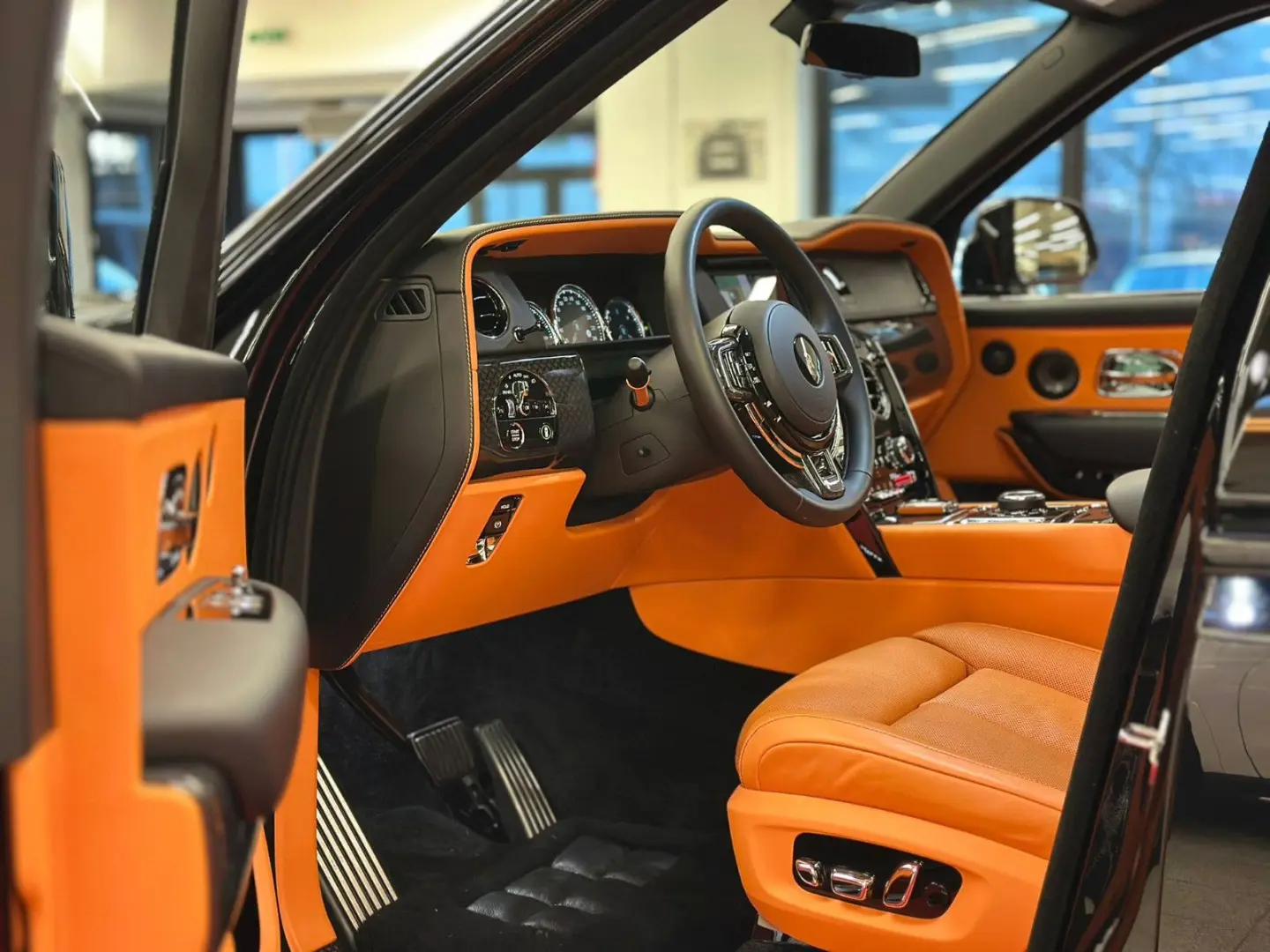 CULLINAN BLACK BLADGE MANSORY