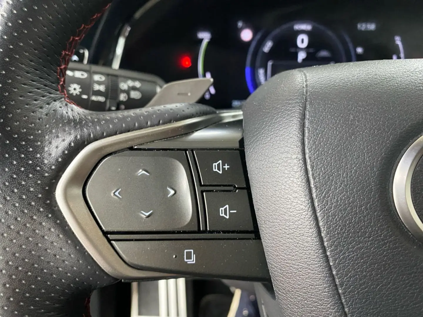 NX 450h  E-FOUR F SPORT-Paket  20 ; HUD 360  Led