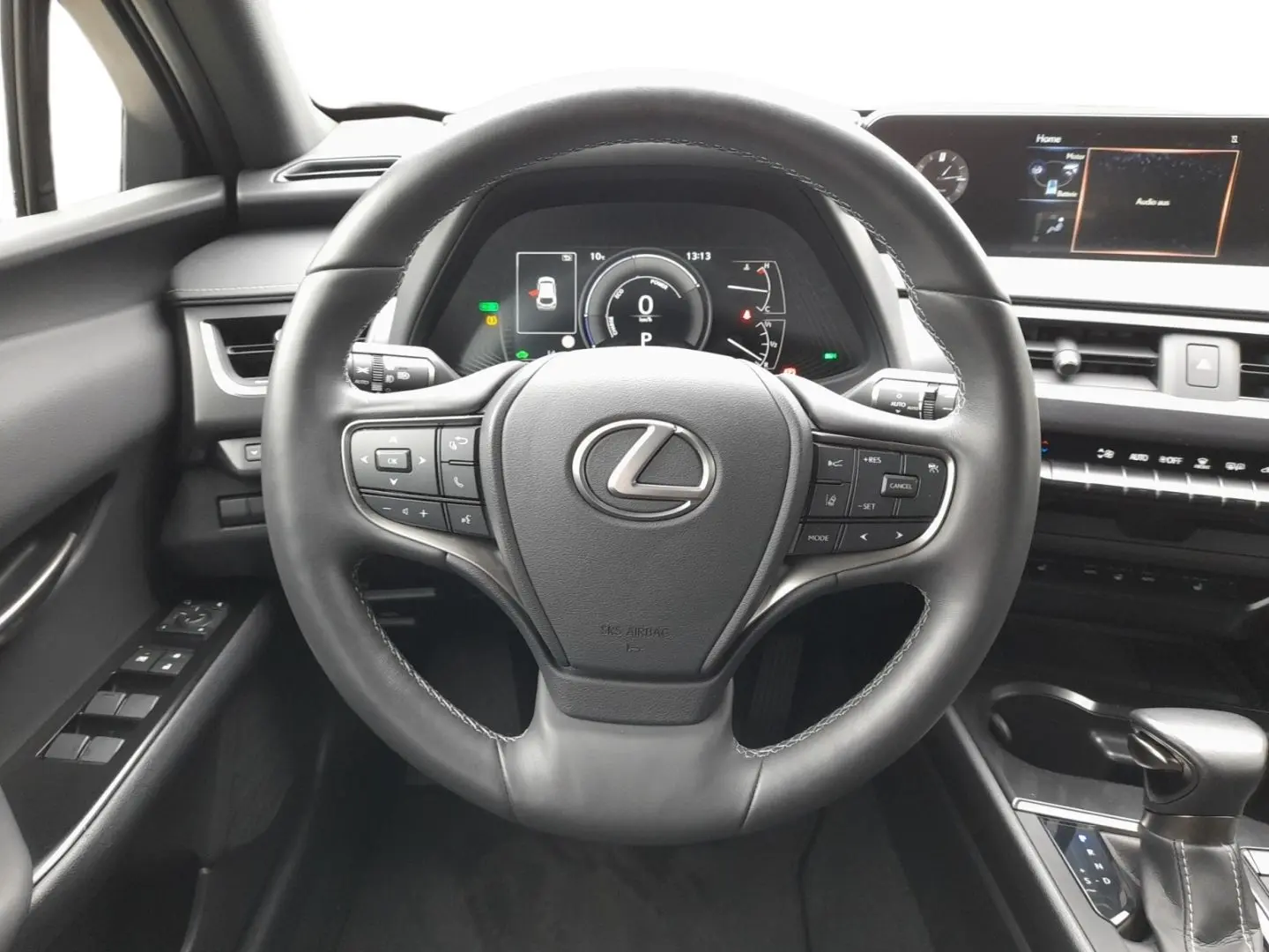 UX 250h Style Edition  Bi-LED ACC CAM SHZ CarPla