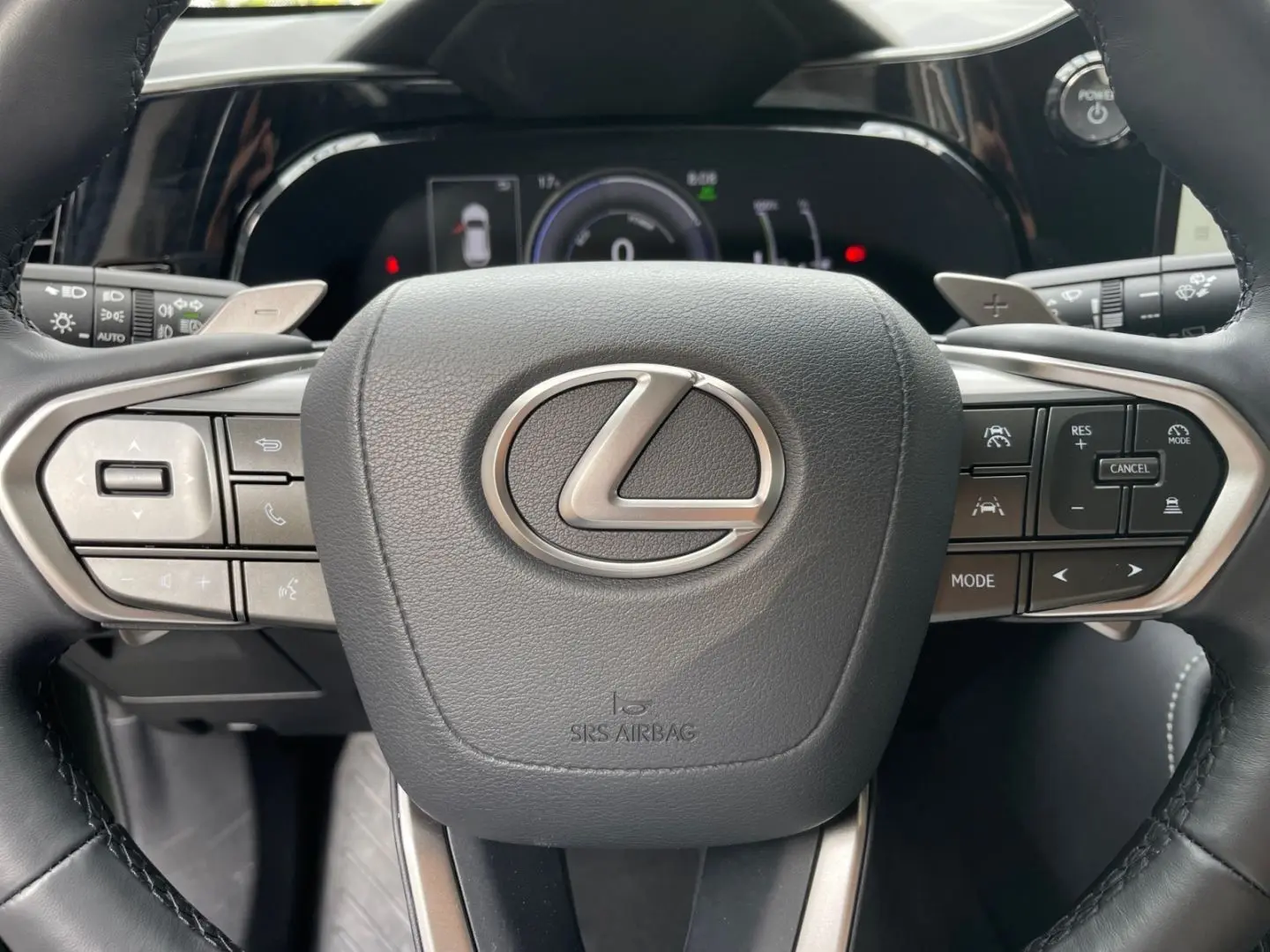 NX 450h  E-FOUR Executive Line  AHK Leder 360Gra