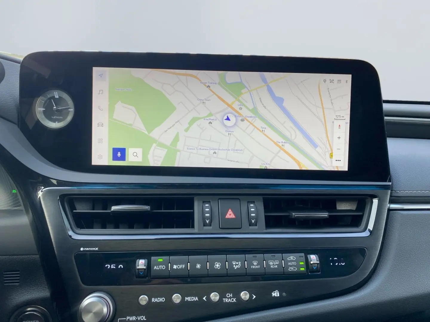 ES 300 h Executive Line  Bi-LED Leder 360  GSD