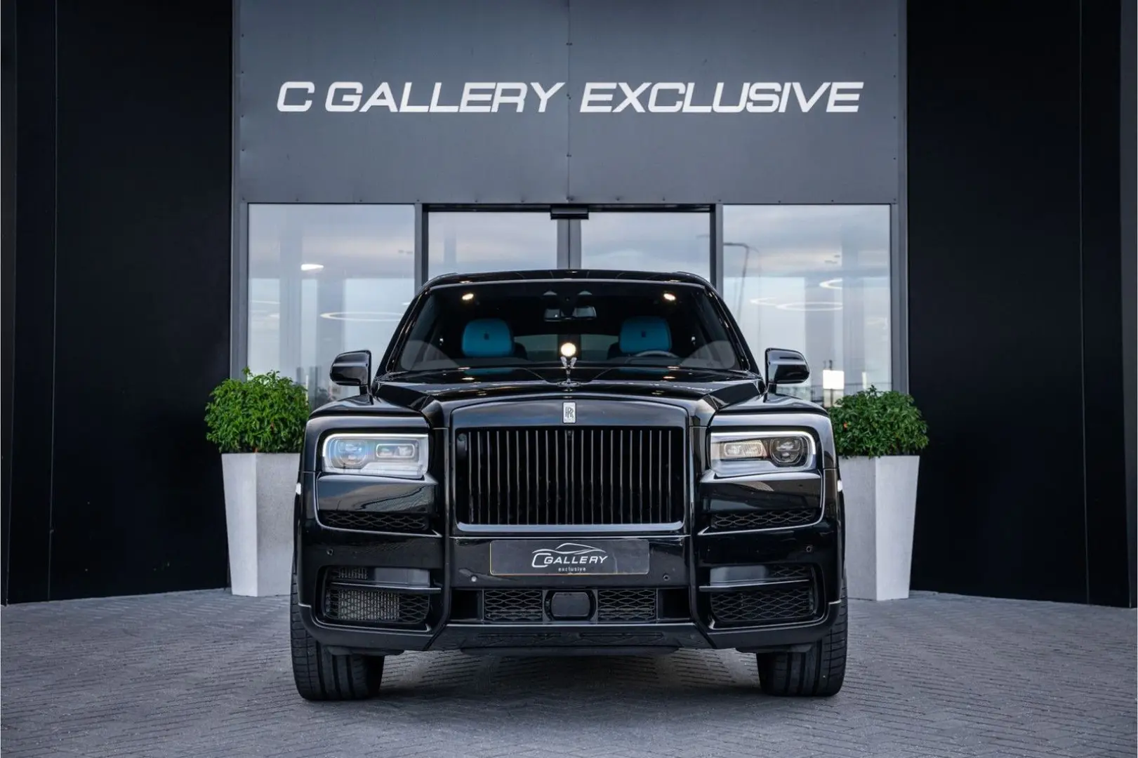 Cullinan 6.75 V12 - Black Badge   Mansory Wheels