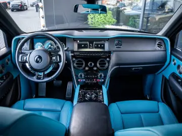 Cullinan 6.75 V12 - Black Badge   Mansory Wheels