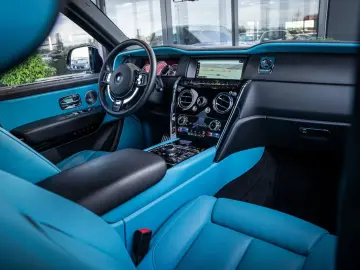 Cullinan 6.75 V12 - Black Badge   Mansory Wheels