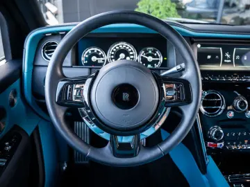 Cullinan 6.75 V12 - Black Badge   Mansory Wheels