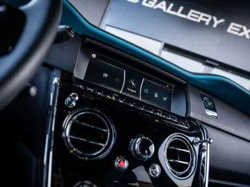 Cullinan 6.75 V12 - Black Badge   Mansory Wheels