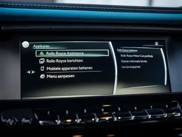 Cullinan 6.75 V12 - Black Badge   Mansory Wheels