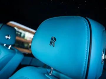 Cullinan 6.75 V12 - Black Badge   Mansory Wheels