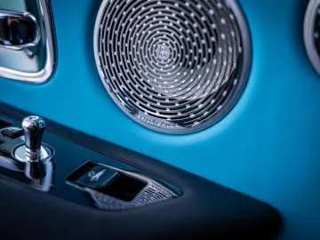 Cullinan 6.75 V12 - Black Badge   Mansory Wheels