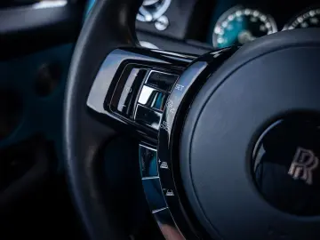 Cullinan 6.75 V12 - Black Badge   Mansory Wheels