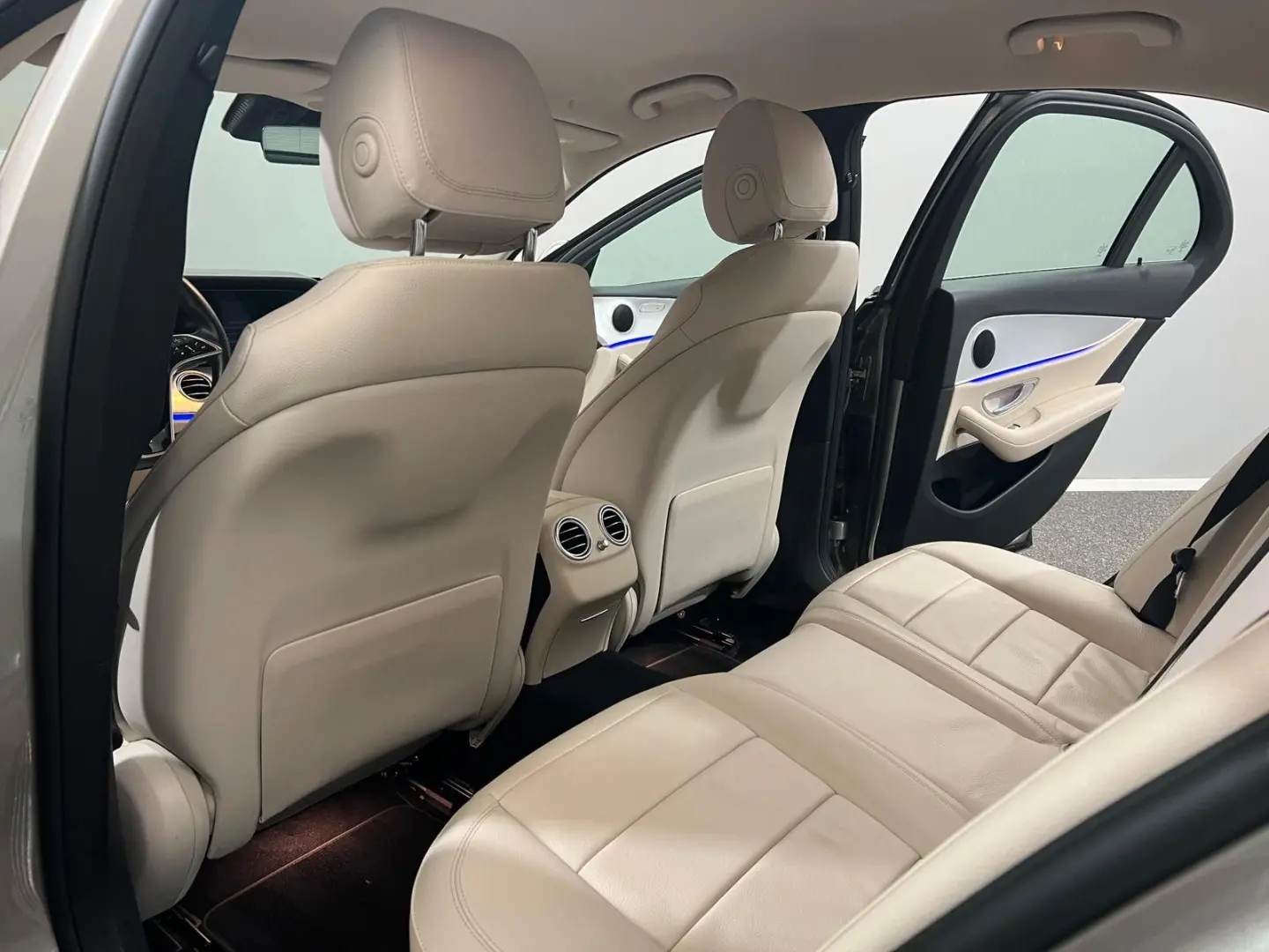 E 200d Limo 2x Avantgarde WIDE LED IHC AMBIENT