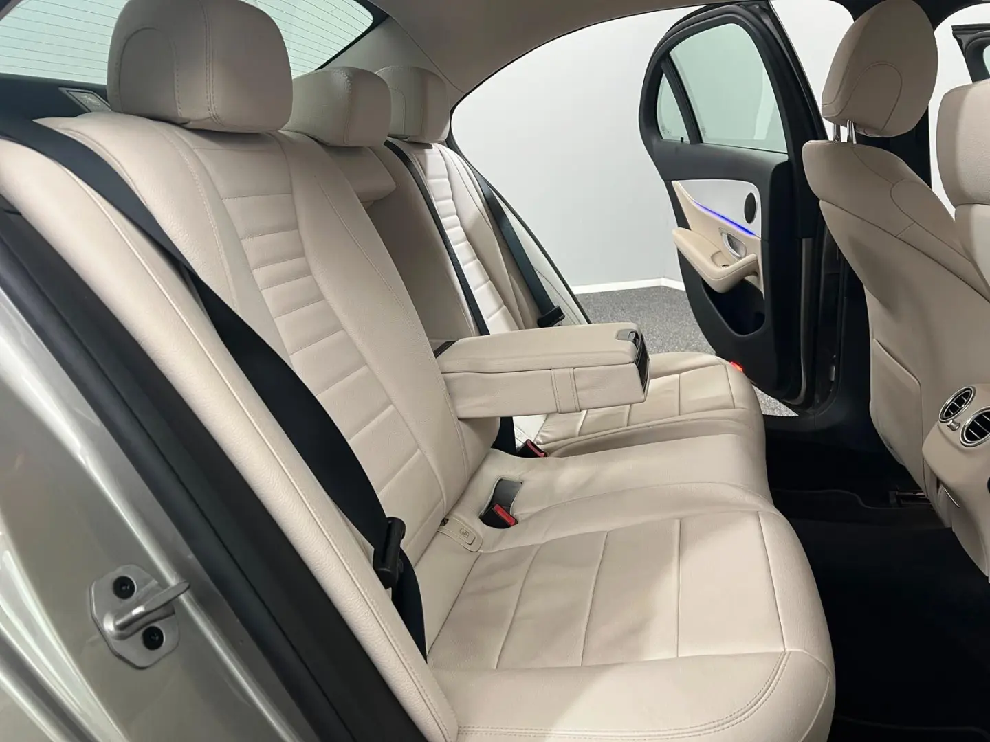 E 200d Limo 2x Avantgarde WIDE LED IHC AMBIENT