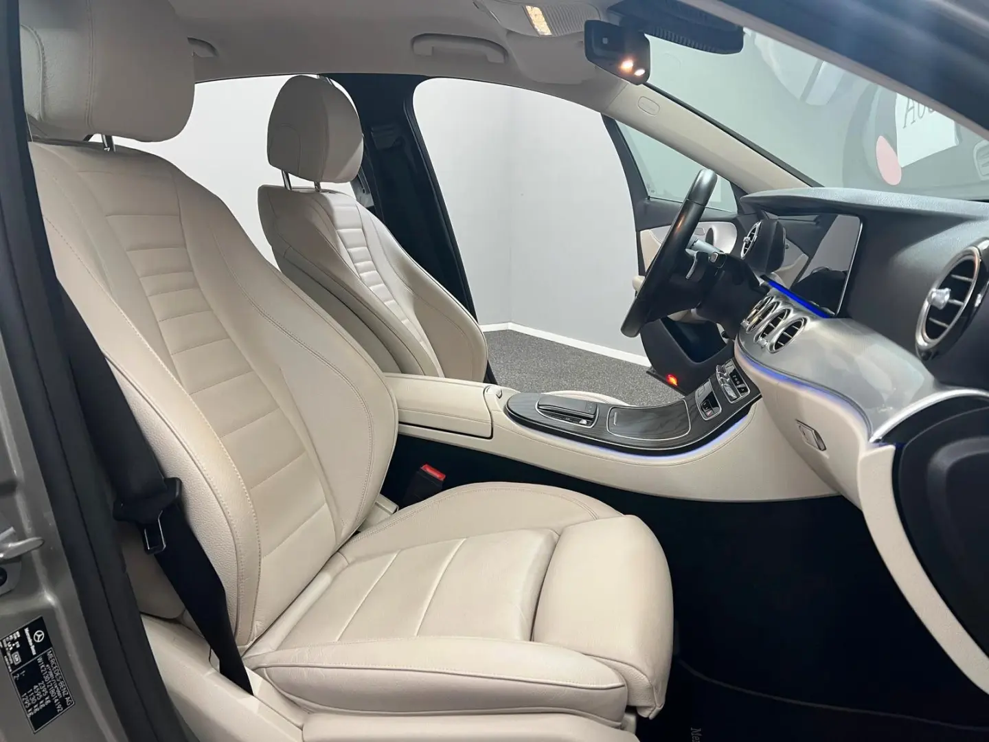 E 200d Limo 2x Avantgarde WIDE LED IHC AMBIENT