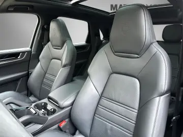 Cayenne S Carbon Sport Chrono Paket BOSE 22