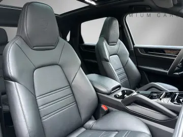 Cayenne S Carbon Sport Chrono Paket BOSE 22