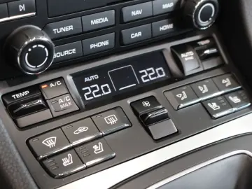 Boxster 718 Style Edition Sport-Chrono Bose ACC