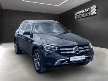 GLC 300 e AMG Burmester AHK LED Alcantara 1