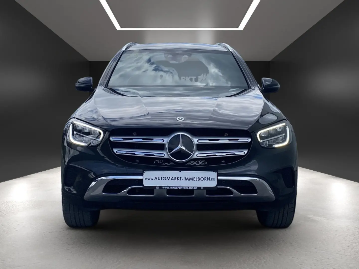 GLC 300 e AMG Burmester AHK LED Alcantara 1
