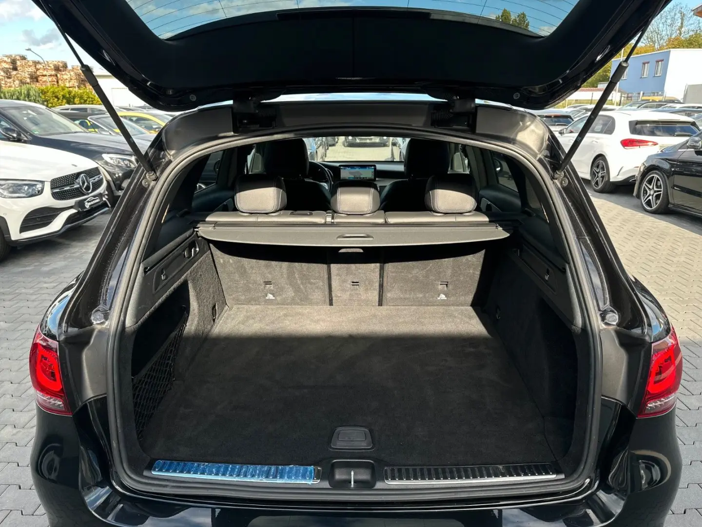 GLC 300 d 4Matic AMG-Sport Multibeam R-Kamera