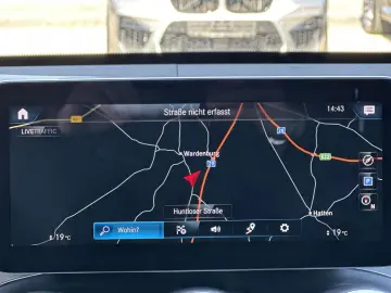 GLC 300d 4M AMG-Line NAV LED BURMESTER 360  DAB