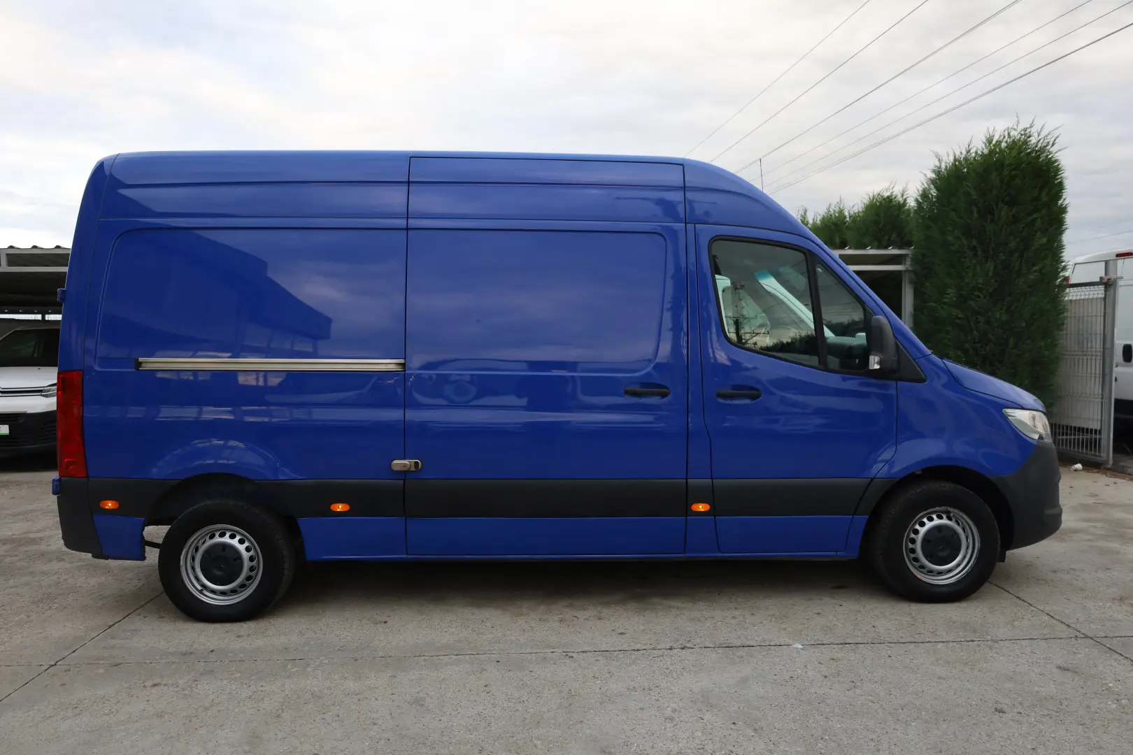 Mercedes-Benz Sprinter L2H2 2.2D 115 CP