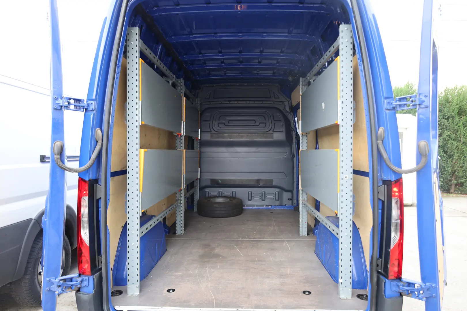 Mercedes-Benz Sprinter L2H2 2.2D 115 CP