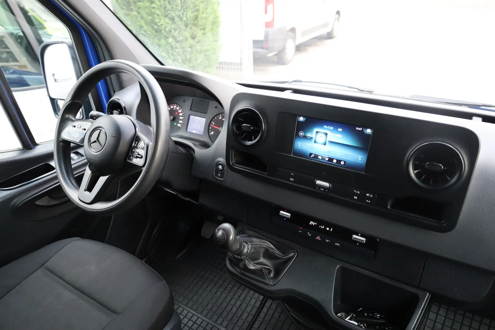 Mercedes-Benz Sprinter L2H2 2.2D 115 CP