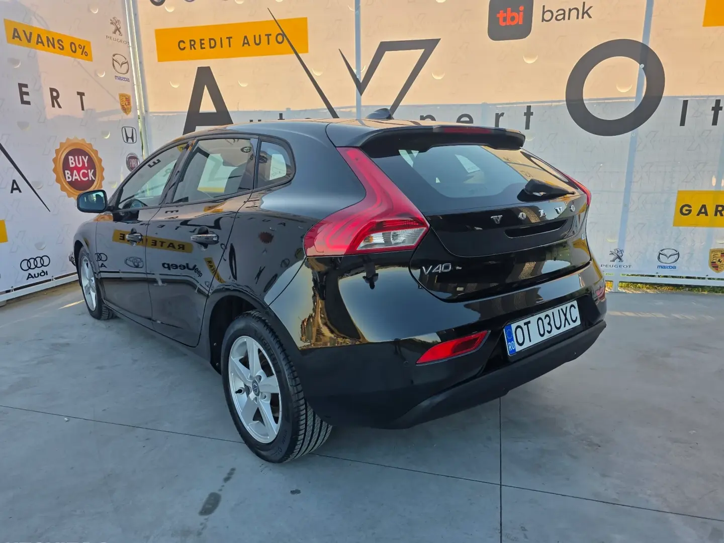 Volvo V40 D2 Powershift Momentum
