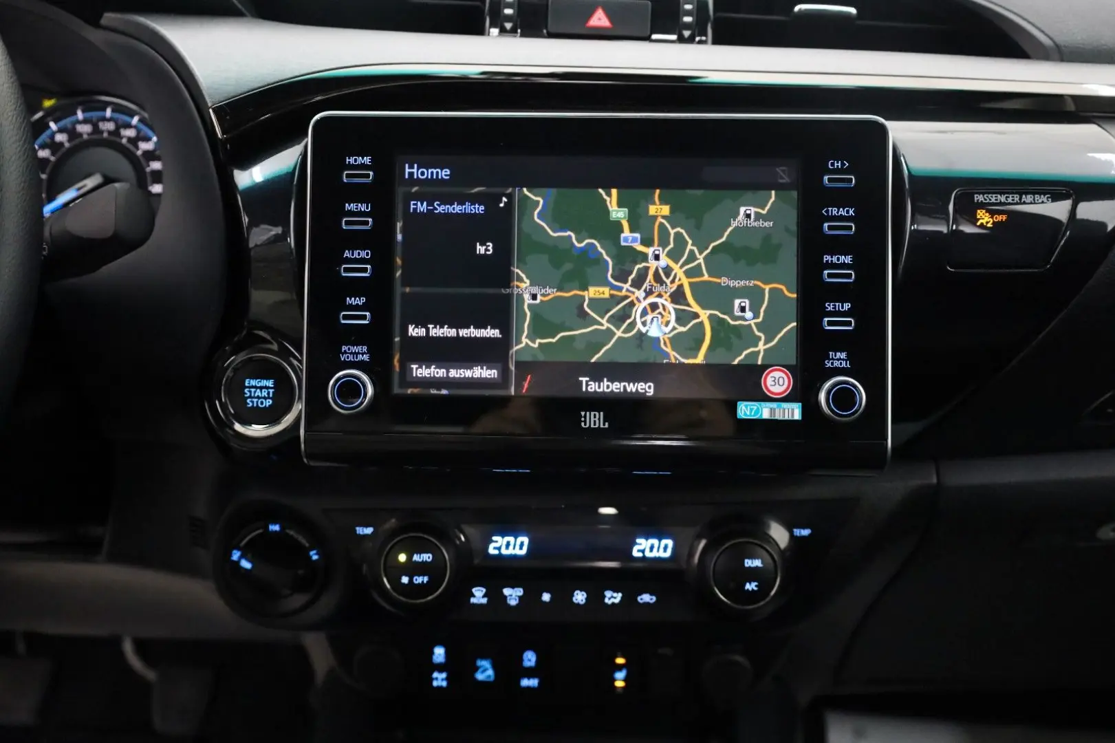 Hilux 2.8 D-4D 4x4 Invincible DOKA Leder ACC AHK