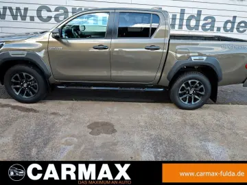 Hilux 2.8 D-4D 4x4 Invincible DOKA Leder ACC AHK
