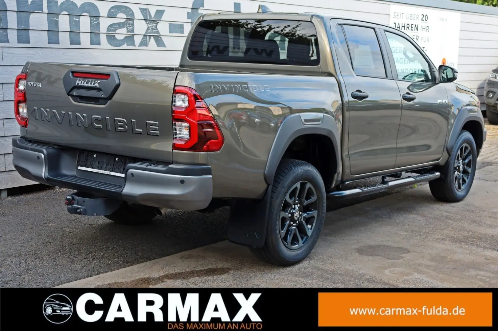 Hilux 2.8 D-4D 4x4 Invincible DOKA Leder ACC AHK