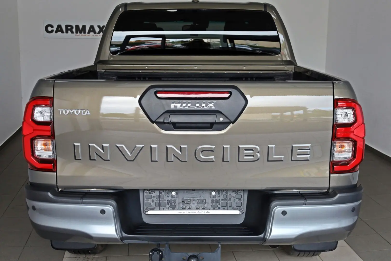 Hilux 2.8 D-4D 4x4 Invincible DOKA Leder ACC AHK